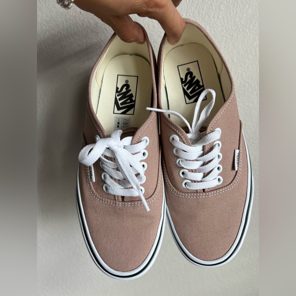 Vans Low-Top Sneakers Like New Soft Coco Mauve 
Women 8 Men 6.5